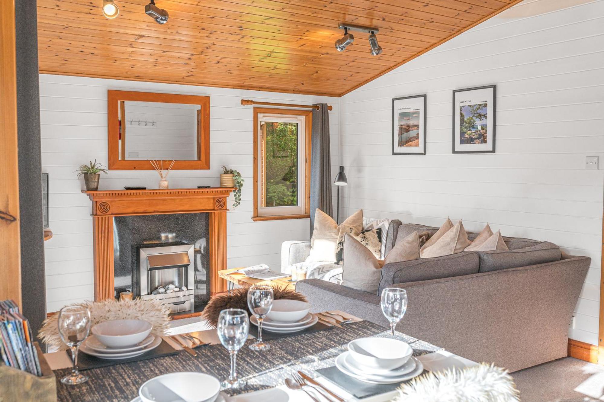 Bowness 45 - 2 Bedroom Lake Windermere Lodge Esterno foto