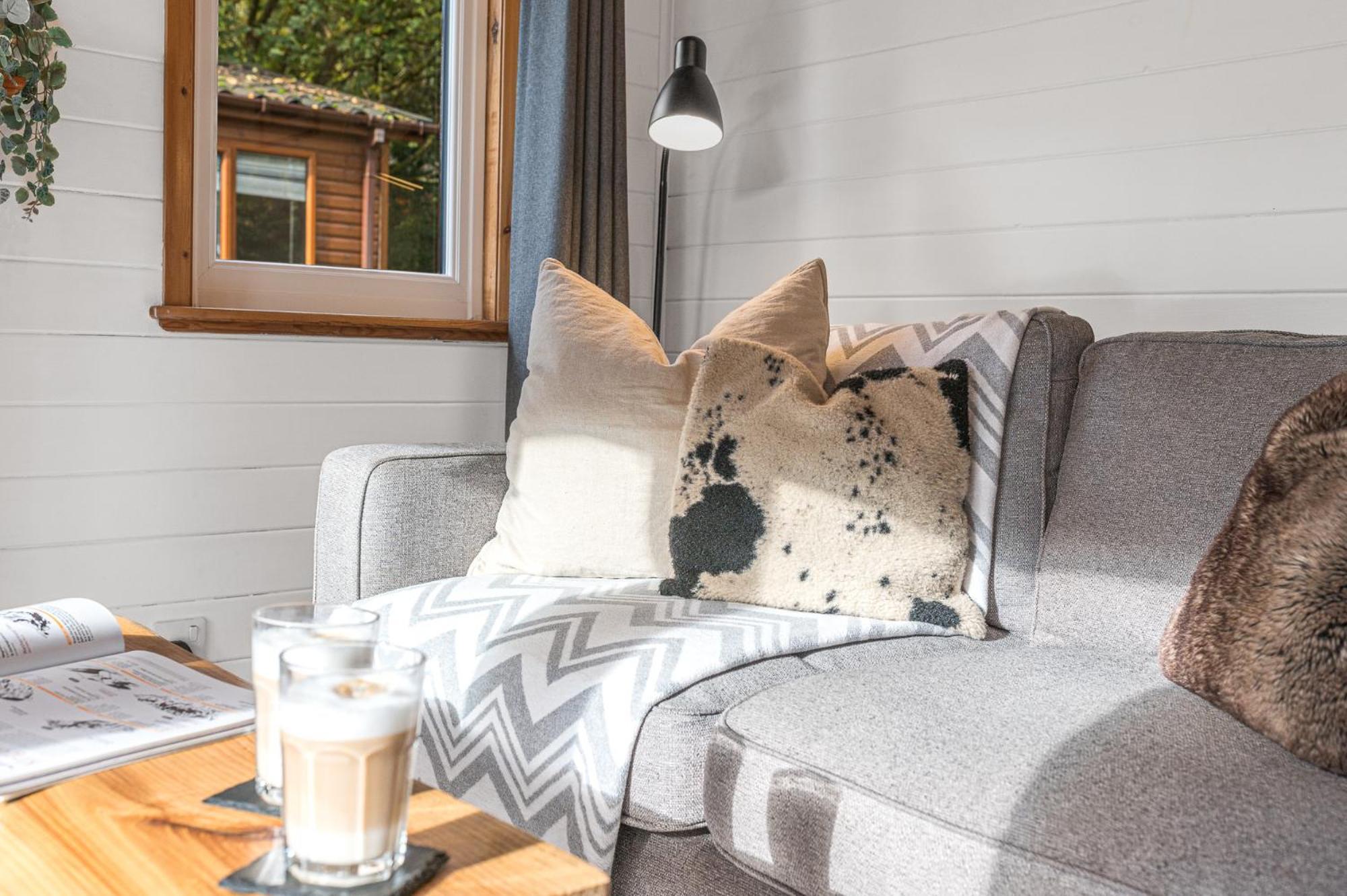 Bowness 45 - 2 Bedroom Lake Windermere Lodge Esterno foto